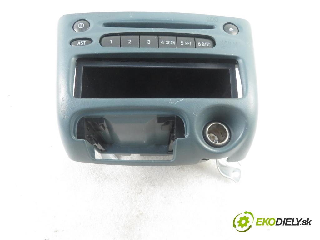 TOYOTA YARIS (_P1_) HB 2002 55,00 1.4 D-4D (NLP10_) - 1ND-TV 1364,00 RADIO 8612052030