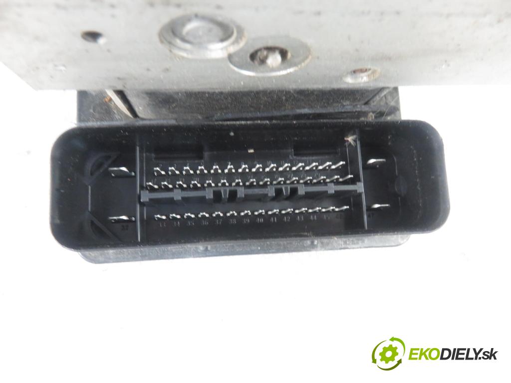 VW TOUAREG (7LA, 7L6, 7L7) SUV 2005 165,00 3.0 V6 TDI 224 - BKS 2967,00 Pumpa ABS 7L0907379G ; 10092503313 (Pumpy ABS)