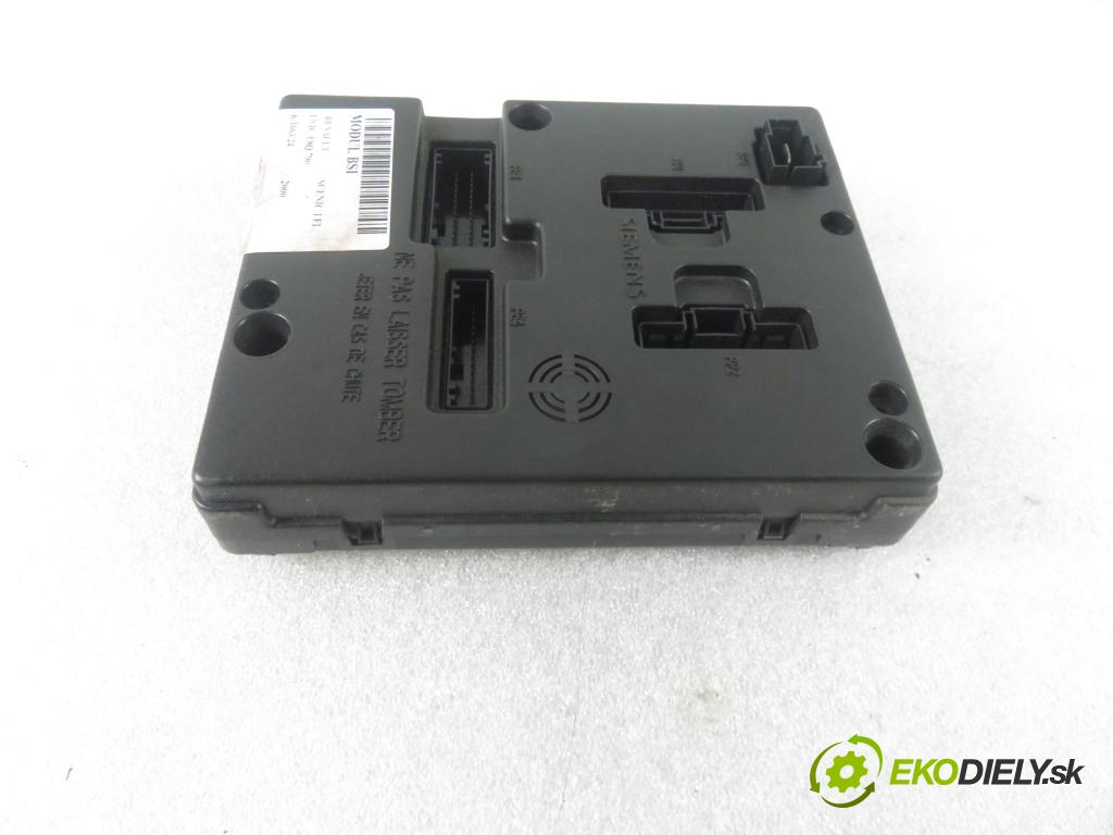 RENAULT SCENIC I (JA0/1_) MINIVAN 2000 47,00 1.9 D - F8Q 790 1870,00 MODUL BSI 8200029339A ; S108502110B