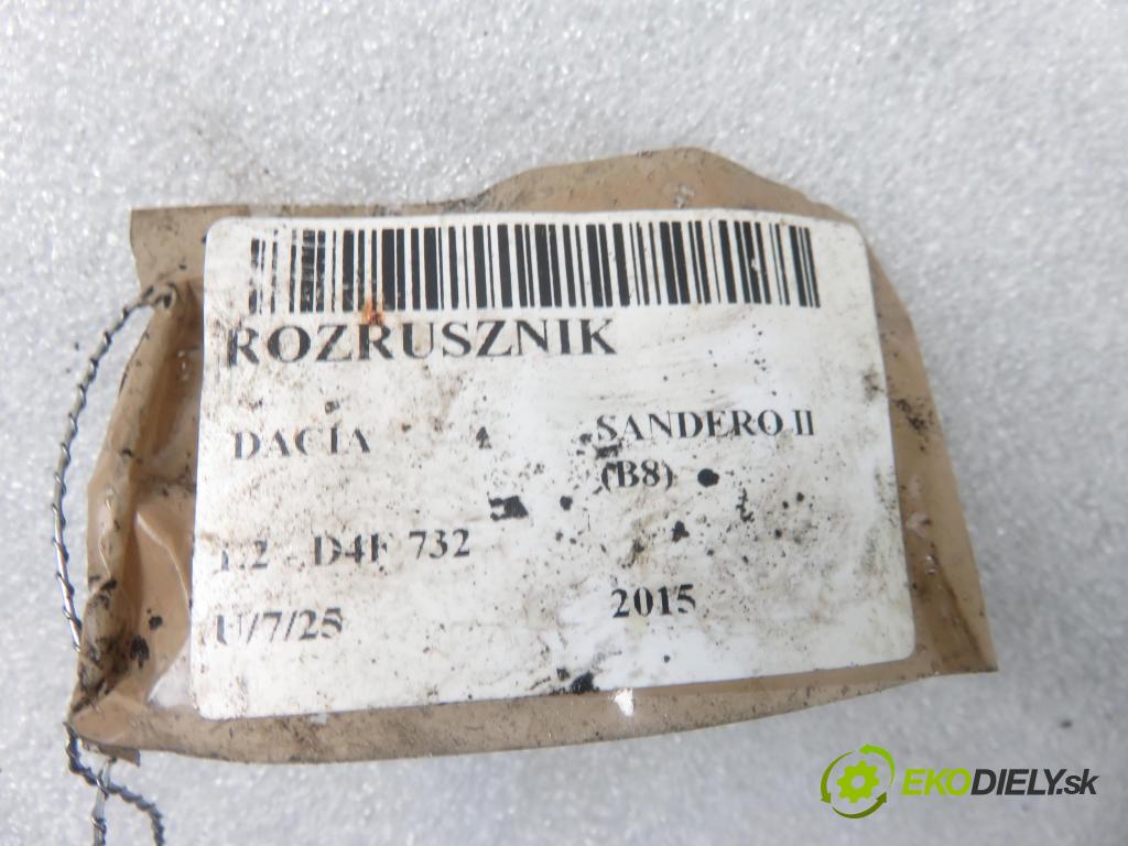 DACIA SANDERO II HB 2015 55,00 1.2 75 - D4F 732 1149,00 Štartér 8200369521G (Štartéry)