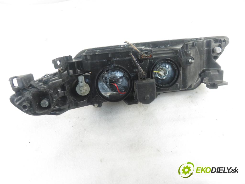 RENAULT LAGUNA II Grandtour (KG0/1_) KOMBI 2001 88,00 1.9 dCi 120 - F9Q 750 1870,00 Svetlo PP 