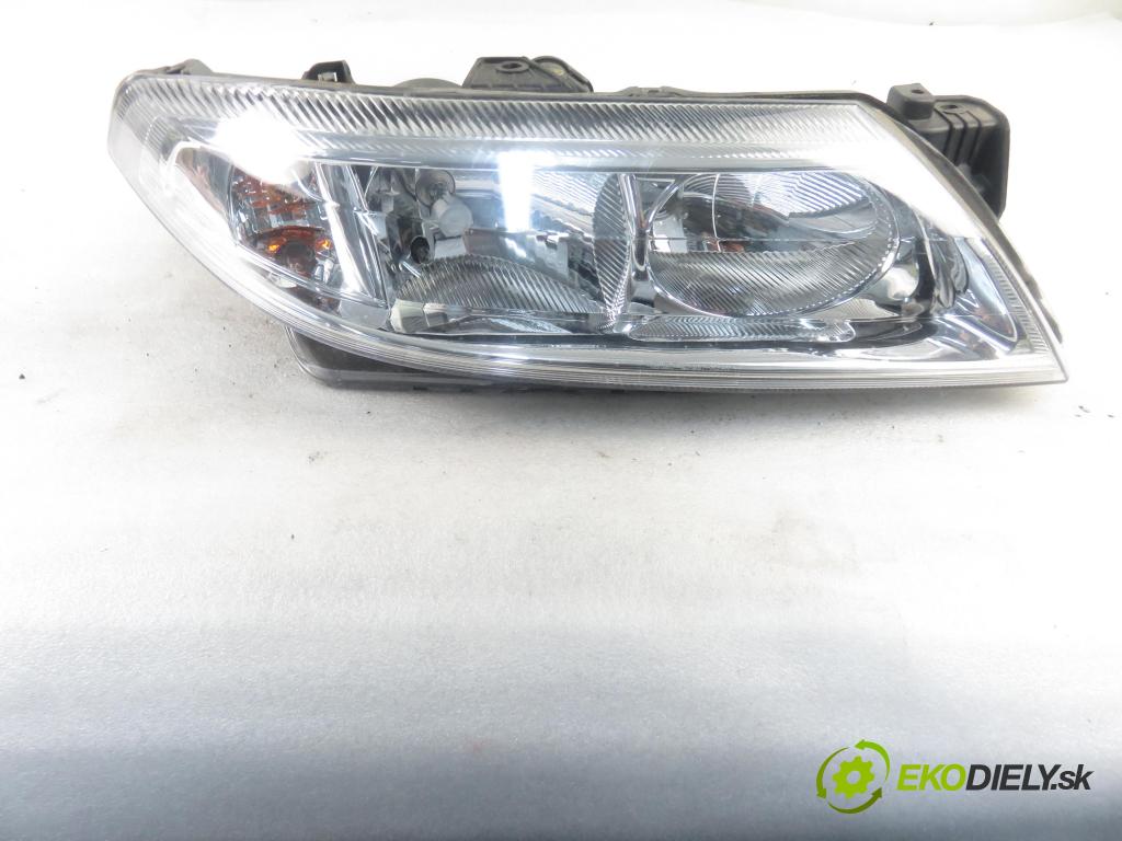 RENAULT LAGUNA II Grandtour (KG0/1_) KOMBI 2001 88,00 1.9 dCi 120 - F9Q 750 1870,00 Svetlo PP