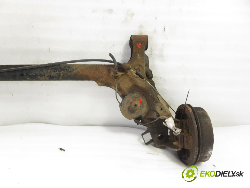 OPEL ASTRA F (T92) SEDAN 1998 66,00 1.4 i 16V - X 14 XE 1389,00 výztuha zadní část