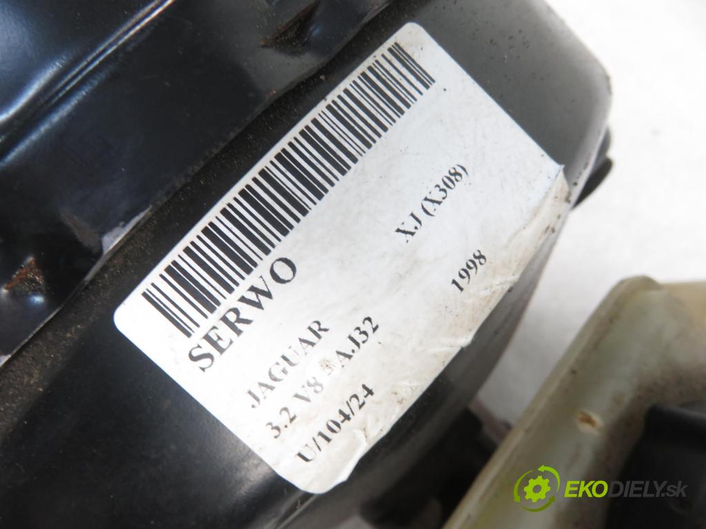 JAGUAR XJ (X308) SEDAN 1998 174,00 3.2 V8 237 - AJ32 3248,00 Posilovač 03774724014 (Servočerpadlá, pumpy riadenia)