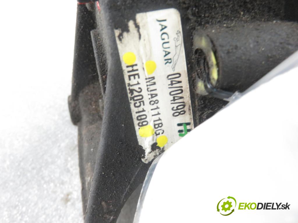 JAGUAR XJ (X308) SEDAN 1998 174,00 3.2 V8 237 - AJ32 3248,00 Pumpa servočerpadlo MJA8111BG ; HE1205109 (Servočerpadlá, pumpy riadenia)