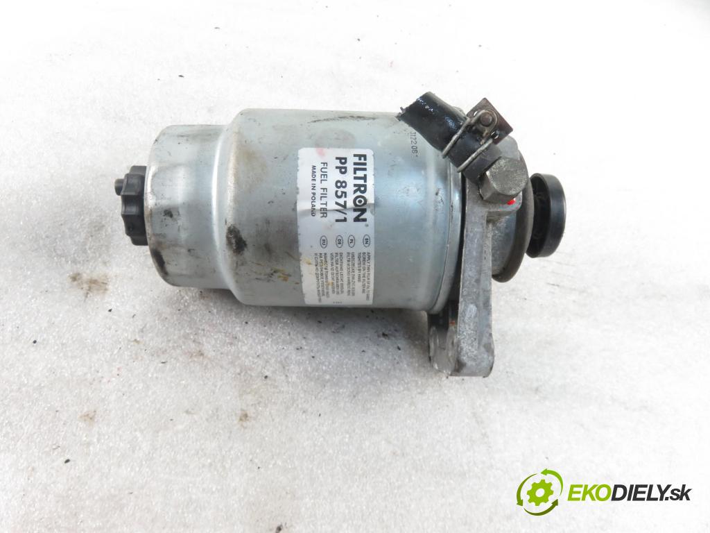 NISSAN TERRANO II (R20) TERENOWY 2002 92,00 2.7 TDi 4WD 125 - TD27TI 2664,00 Obal filtra paliva  (Obaly filtrov paliva)