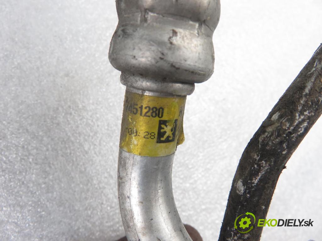 CITROEN C4 I (LC_) HB 2005 80,00 1.6 16V - NFU (TU5JP4) 1587,00 rúrka klimatizácie 9657451280