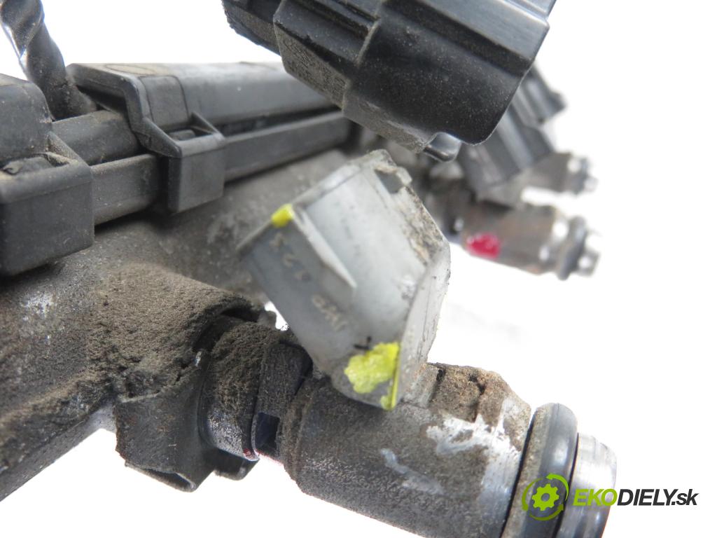 VW BORA (1J2) SEDAN 2001 77,00 1.6 16V - AZD 1598,00 Lišta vstrekovacia 0361333319AL ; 036129711 ; IWP123 (Vstrekovacie lišty)