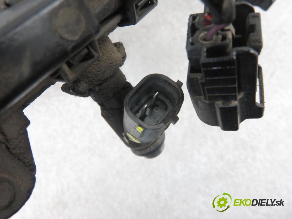 VW BORA (1J2) SEDAN 2001 77,00 1.6 16V - AZD 1598,00 Lišta vstrekovacia 0361333319AL ; 036129711 ; IWP123 (Vstrekovacie lišty)