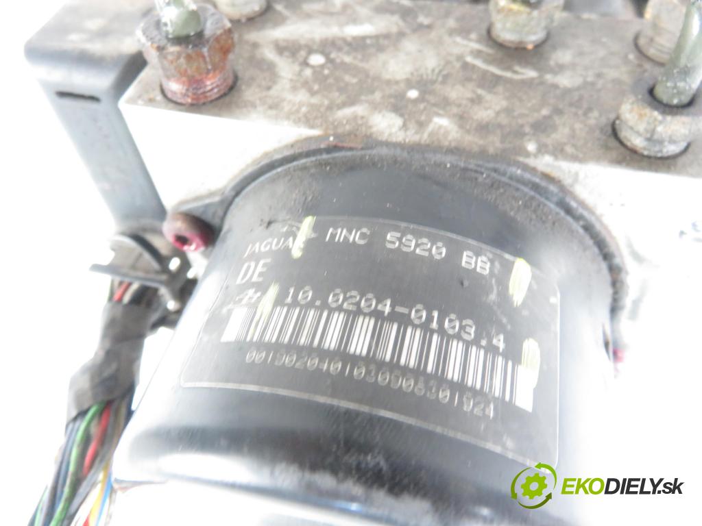 JAGUAR XJ (X308) SEDAN 1998 174,00 3.2 V8 237 - AJ32 3248,00 Pumpa ABS LNC2210BD ; 10094610023 ; 10020401034 (Pumpy ABS)