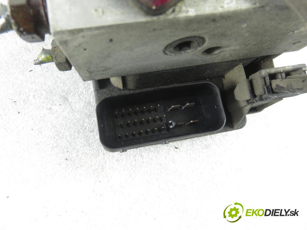 JAGUAR XJ (X308) SEDAN 1998 174,00 3.2 V8 237 - AJ32 3248,00 Pumpa ABS LNC2210BD ; 10094610023 ; 10020401034 (Pumpy ABS)