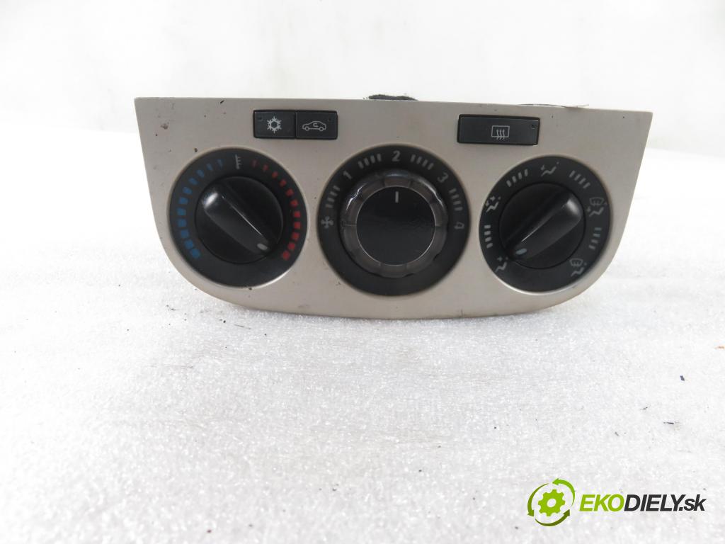 OPEL CORSA D (S07) HB 2007 59,00 1.2 - Z 12 XEP 1229,00 Panel topení KLIMATIZACE: 466119570 ; 5E094010