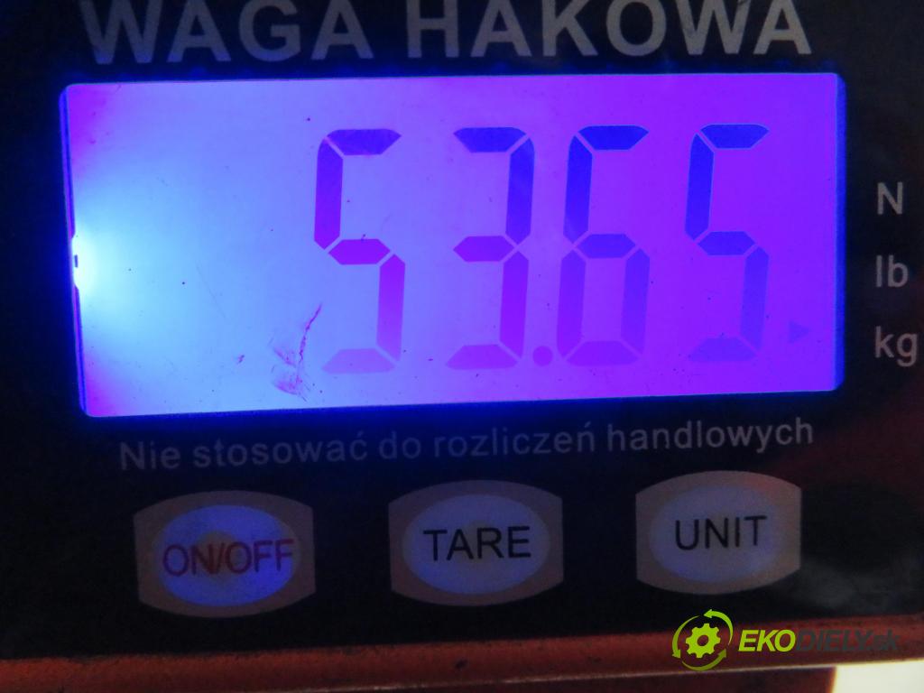 RENAULT KANGOO (KC0/1_) KOMBIVAN 1998 55,00 1.4 75 - E7J 780 1390,00 výztuha zadní část ABS