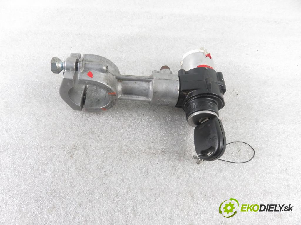 SKODA FELICIA II (6U1) HB 2001 50,00 1.3 MPI 68 1289,00 spinačka 441022221176 (Spínacie skrinky a kľúče)