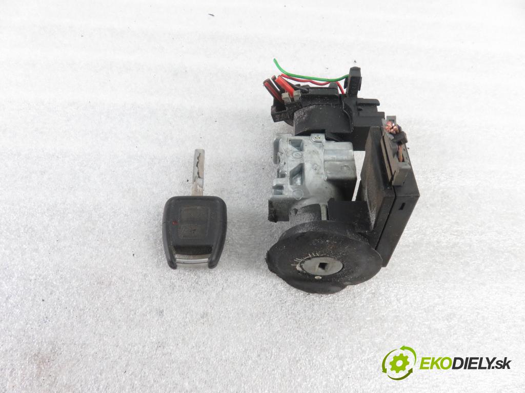 OPEL VECTRA B (J96) SEDAN 2001 85,00 1.8 i 16V - X 18 XE1 1796,00 spinačka 24445098 ; 5WK4763 (Spínacie skrinky a kľúče)