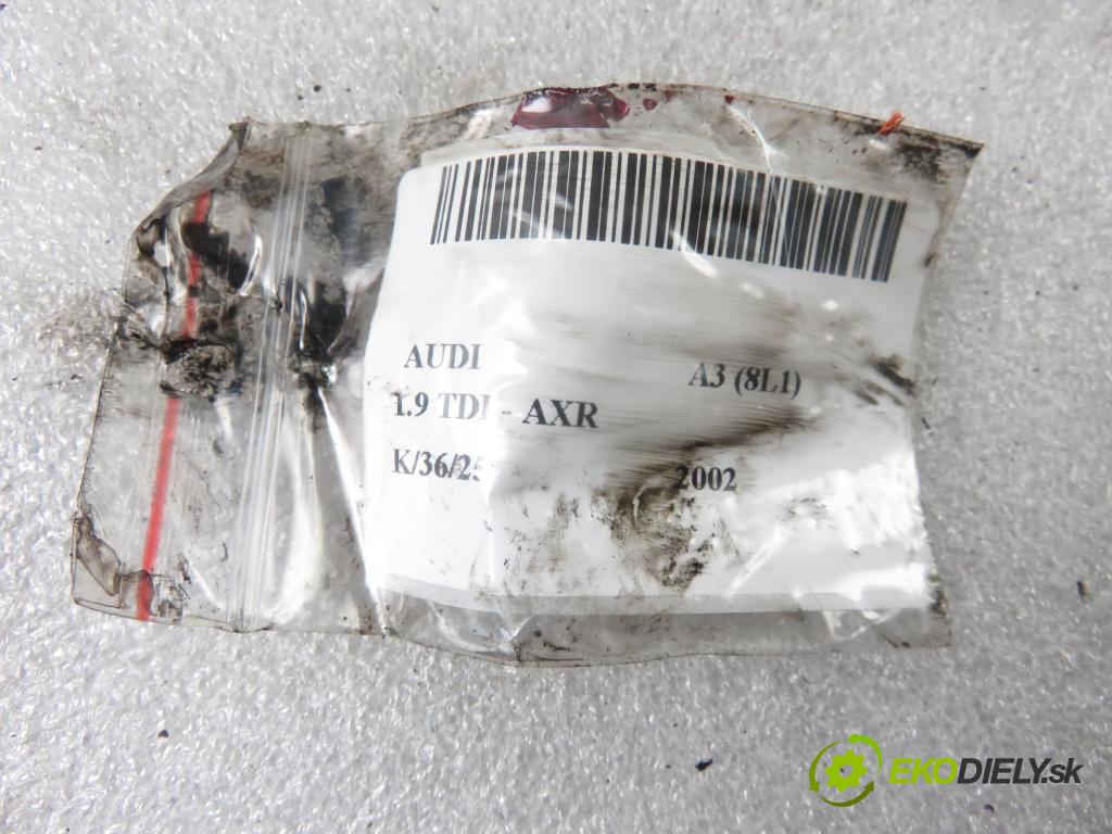 AUDI A3 (8L1) HB 2002 74,00 1.9 TDI - AXR 1896,00 Vstrekovač 038130073AQ (Vstrekovače)