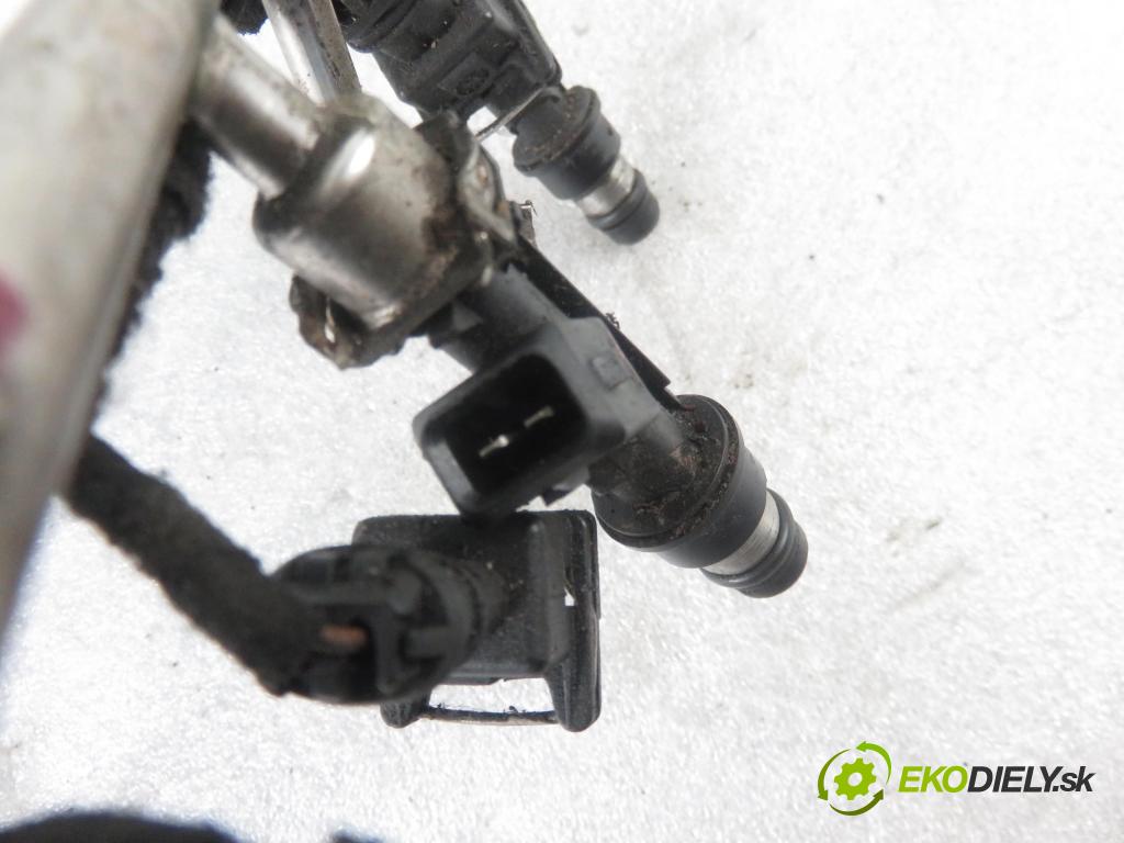 OPEL ASTRA G Kombi (T98) KOMBI 2005 76,00 1.6 16V 103 TwinPort - Z 16 XEP 1598,00 Lišta vstrekovacia 25343299 (Vstrekovacie lišty)