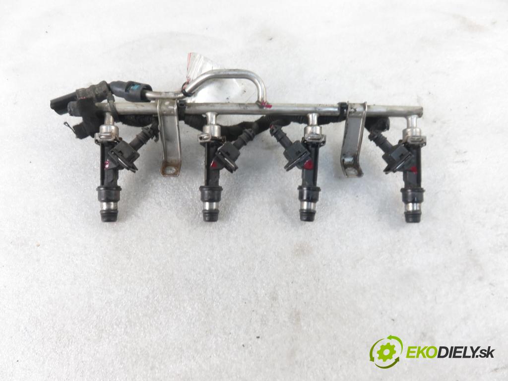 OPEL ASTRA G Kombi (T98) KOMBI 2005 76,00 1.6 16V 103 TwinPort - Z 16 XEP 1598,00 Lišta vstrekovacia 25343299 (Vstrekovacie lišty)