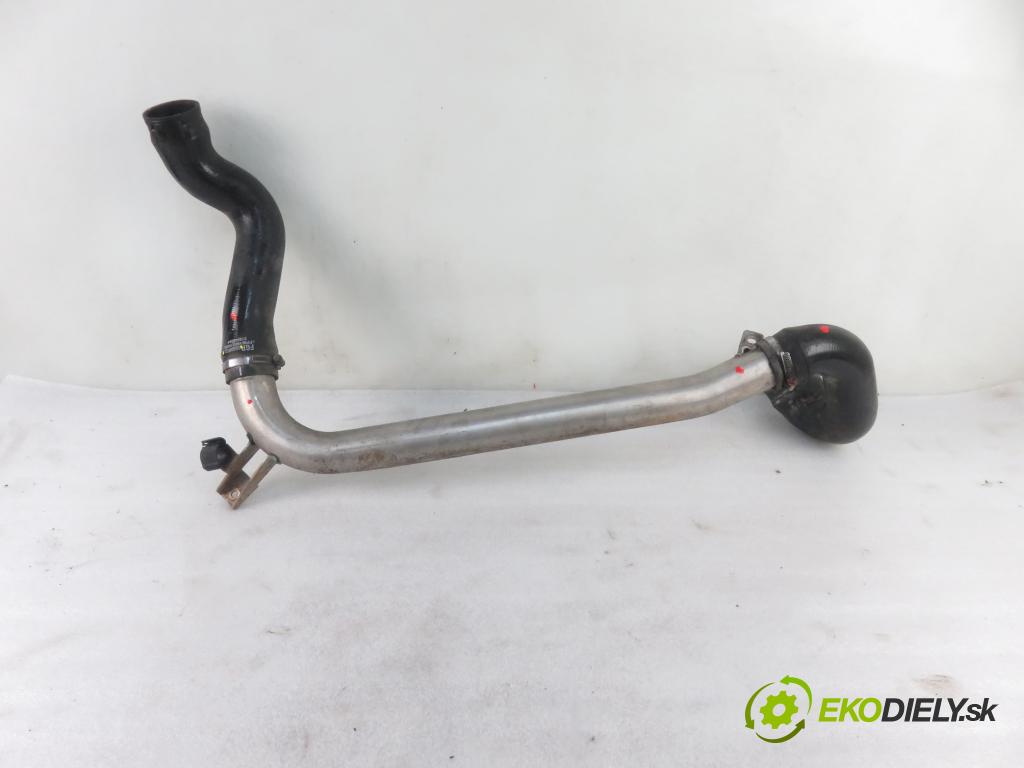 OPEL VECTRA C Kombi (Z02) KOMBI 2007 135,00 3.0 V6 CDTI - Z 30 DT 2959,00 Rúra intercoolera turba 55556523