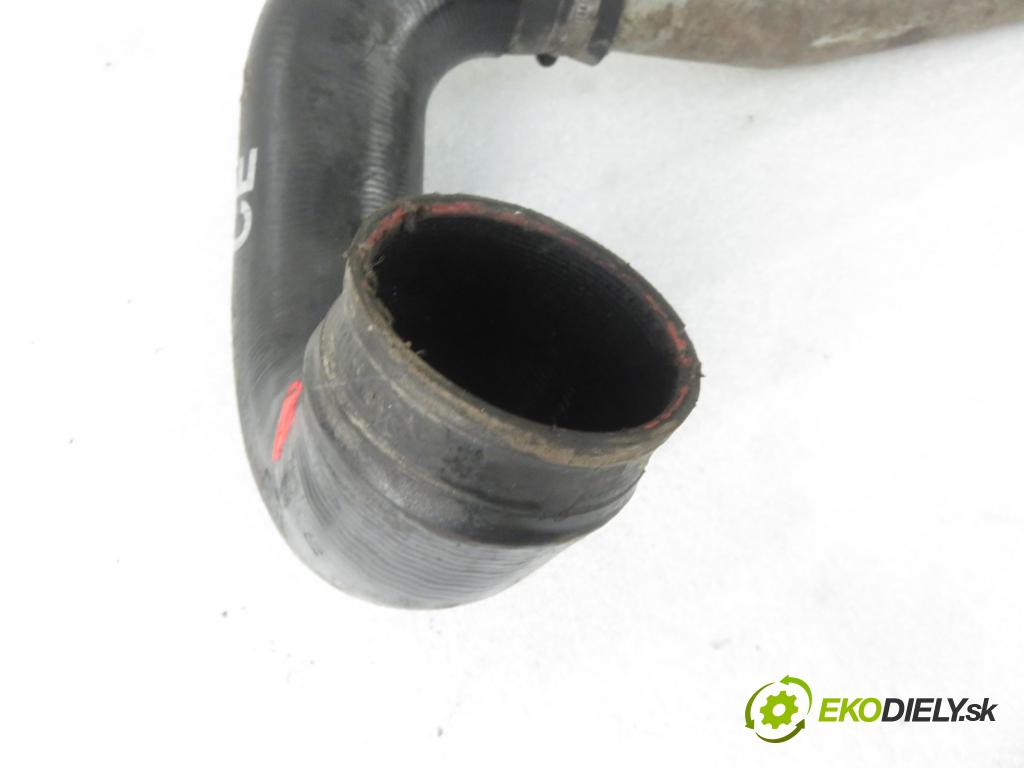 OPEL VECTRA C Kombi (Z02) KOMBI 2007 135,00 3.0 V6 CDTI - Z 30 DT 2959,00 Rúra intercoolera turba 55556523