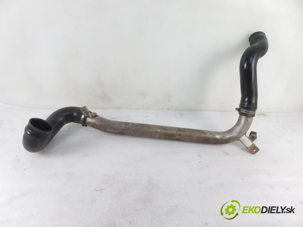 OPEL VECTRA C Kombi (Z02) KOMBI 2007 135,00 3.0 V6 CDTI - Z 30 DT 2959,00 Rúra intercoolera turba 55556523