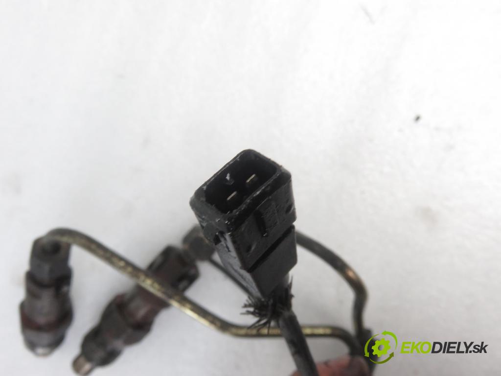 RENAULT SCENIC I (JA0/1_) MINIVAN 2000 47,00 1.9 D - F8Q 790 1870,00 Pumpa vstrekovacia R8448B281B ; LDCR02001AB1 ; LCR6735405 (Vstrekovacie čerpadlá)