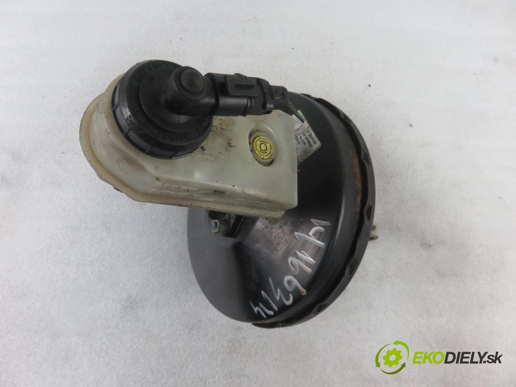 RENAULT SCENIC I (JA0/1_) MINIVAN 2000 47,00 1.9 D - F8Q 790 1870,00 Posilovač 7700846509C (Servočerpadlá, pumpy riadenia)