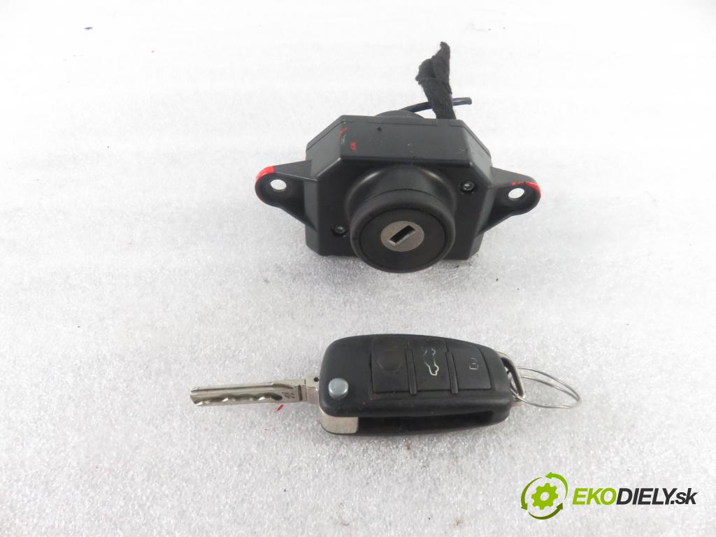 AUDI A6 (4F2, C6) SEDAN 2005 132,00 2.7 TDI 180 - BPP 2698,00 spinačka 4F0910131 (Spínacie skrinky a kľúče)