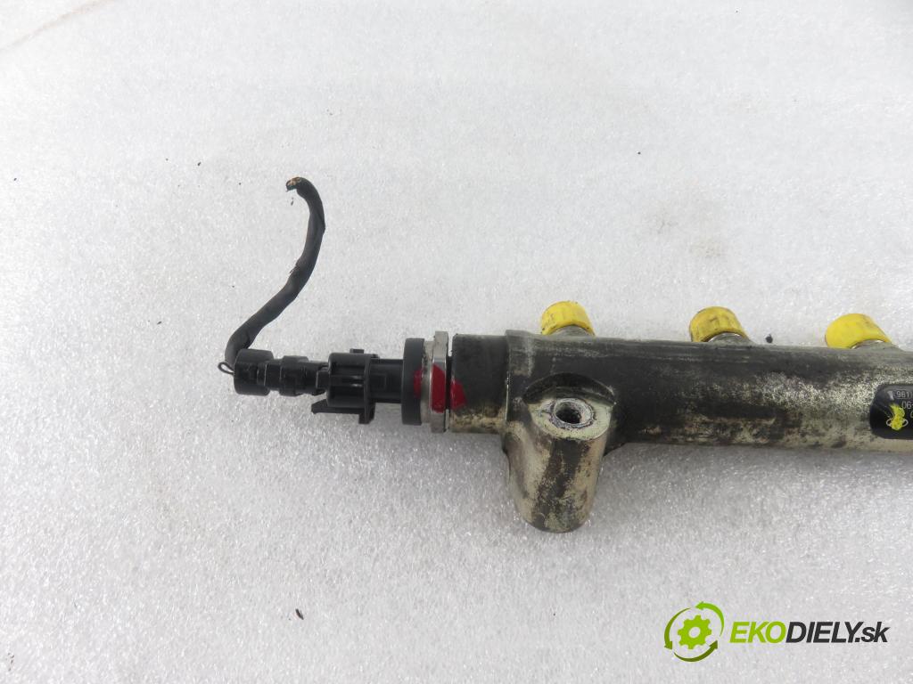 HYUNDAI SANTA FÉ II (CM) SUV 2006 110,00 2.2 CRDi GLS 4x4 150 - D4EB 2188,00 Lišta vstrekovacia 0445214085 ; 3140027400 ; 0281002507 (Vstrekovacie lišty)