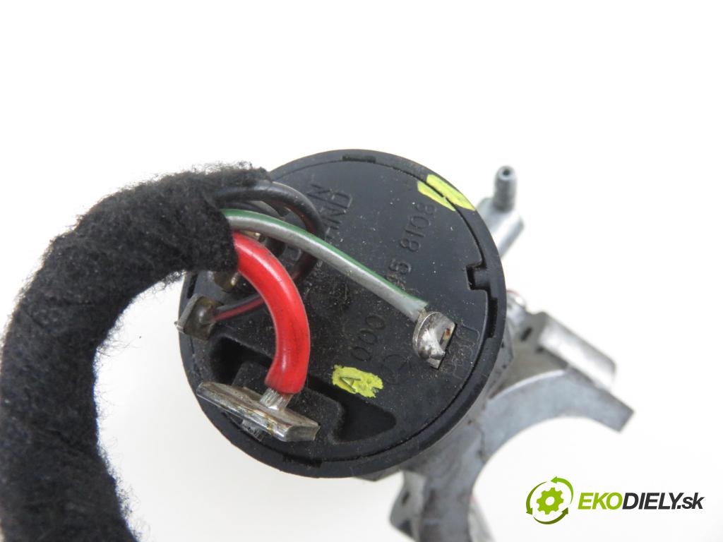 MERCEDES-BENZ SPRINTER 3-t Platforma / Podwozie (903) KABINA/PLATFORMA 1996 58,00 308 D 2.3 79 - OM 601.943 2299,00 spinačka 0005458108 (Spínacie skrinky a kľúče)