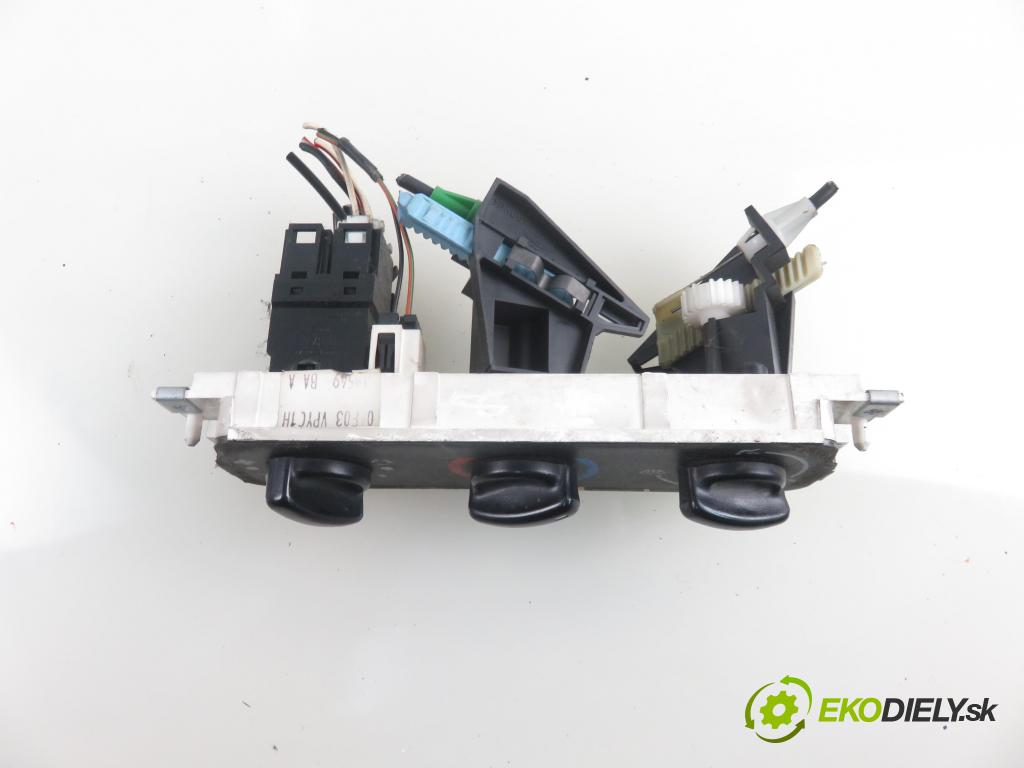 FORD TRANSIT Platforma / Podwozie (FM_ _, FN_ _) KABINA/PLATFORMA 2003 66,00 2.4 DI (F_A_, F_B_, F_C_, F_D_) - D2FA 2402,00 Panel kúrenia YC1H18D451A ; YC1H18K391BC