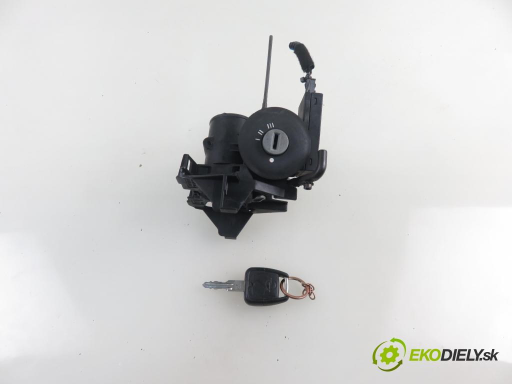 OPEL ASTRA G Kombi (T98) KOMBI 2000 100,00 2.0 16V - X 20 XEV 1998,00 spinačka 09131781 ; 5WK4763 (Spínacia skrinka a kľúč)