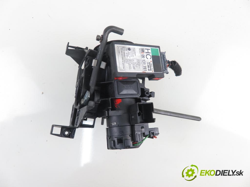OPEL ASTRA G Kombi (T98) KOMBI 2000 100,00 2.0 16V - X 20 XEV 1998,00 spinačka 09131781 ; 5WK4763 (Spínacia skrinka a kľúč)