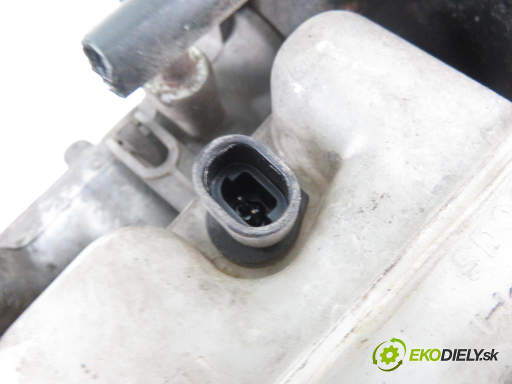 OPEL ASTRA G Kombi (T98) KOMBI 2000 100,00 2.0 16V - X 20 XEV 1998,00 Posilovač 90498034MC (Servočerpadlá, pumpy riadenia)