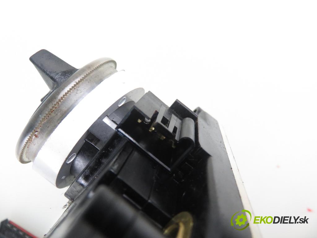 JEEP GRAND CHEROKEE I (ZJ) SUV 1995 0,00 5.2 i 4x4 (ZJ) - ELF 5210,00 spinačka 4326622 (Spínacie skrinky a kľúče)