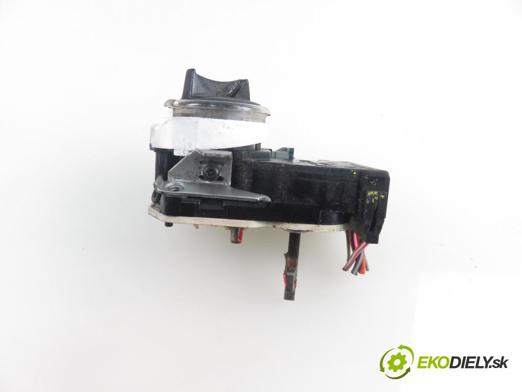 JEEP GRAND CHEROKEE I (ZJ) SUV 1995 0,00 5.2 i 4x4 (ZJ) - ELF 5210,00 spinačka 4326622 (Spínacie skrinky a kľúče)