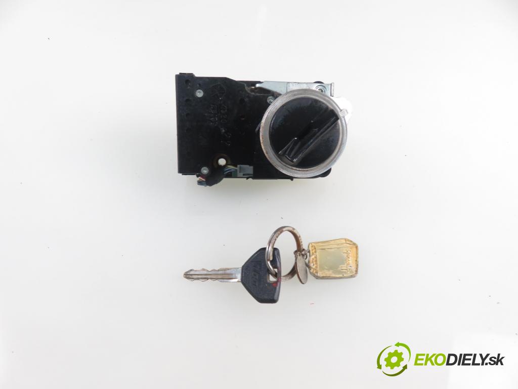 JEEP GRAND CHEROKEE I (ZJ) SUV 1995 0,00 5.2 i 4x4 (ZJ) - ELF 5210,00 spinačka 4326622 (Spínacie skrinky a kľúče)