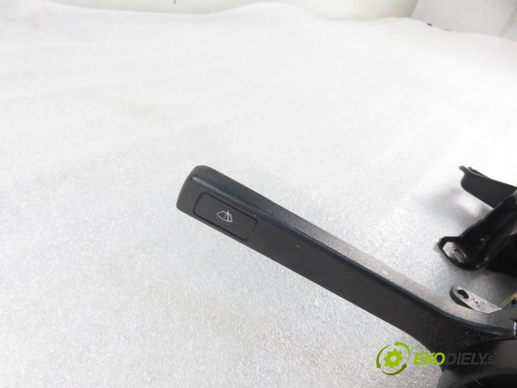 FIAT CINQUECENTO (170_) HB 1995 30,00 0.9 i.e. (170AC) - 170 A1.046 903,00 Hriadeľ, tyč volantu  (Tyče riadenia (volantu))