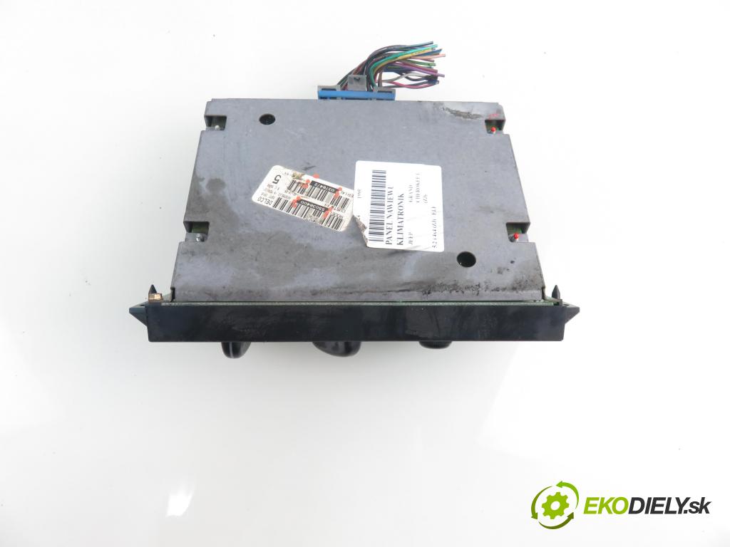 JEEP GRAND CHEROKEE I (ZJ) SUV 1995 0,00 5.2 i 4x4 (ZJ) - ELF 5210,00 Panel kúrenia KLIMATRONIK 55036400