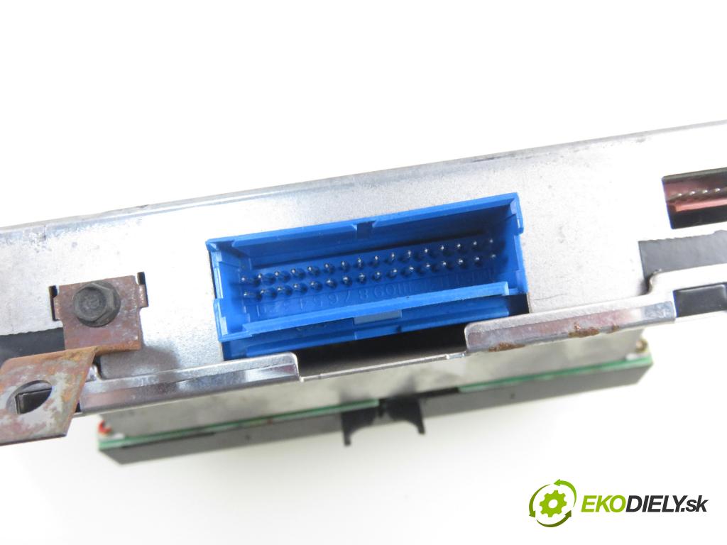 JEEP GRAND CHEROKEE I (ZJ) SUV 1995 0,00 5.2 i 4x4 (ZJ) - ELF 5210,00 Panel kúrenia KLIMATRONIK 55036400