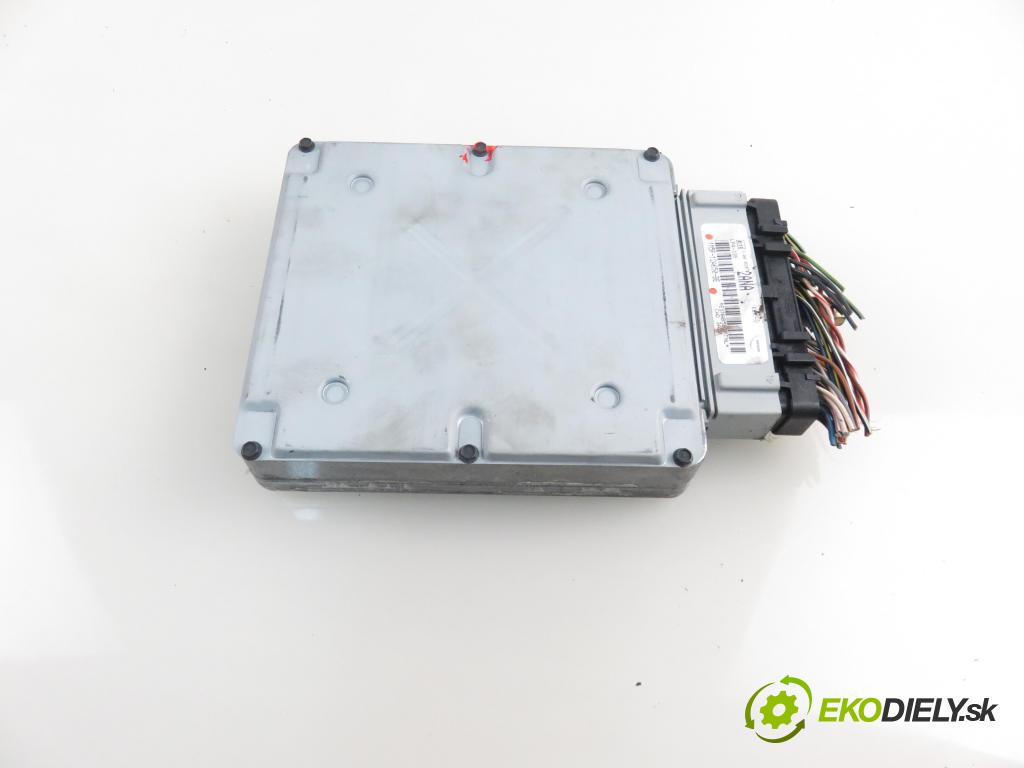 FORD FOCUS (DAW, DBW) HB 2003 74,00 1.6 16V 100 - FYDA 1596,00 Riadiaca jednotka Motor 1M5F12A650BE