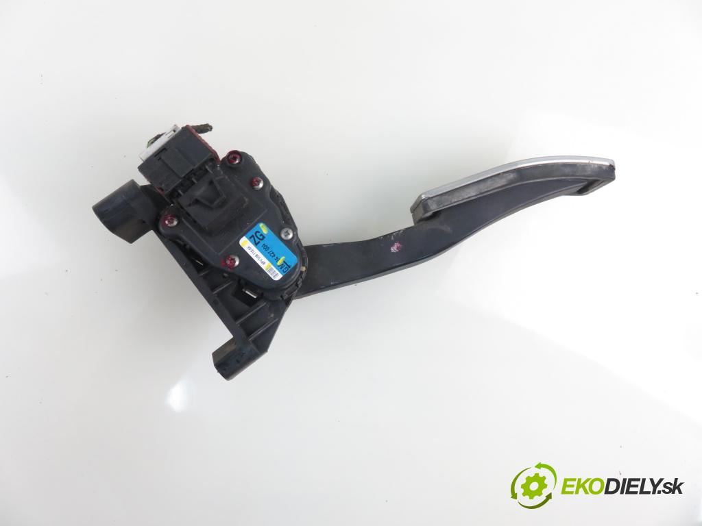 OPEL ASTRA H GTC (L08) HB 2005 110,00 1.9 CDTi - Z 19 DTH 1910,00 Potenciometer plynu 24427004ZG ; 6PV00811204 (Pedále)