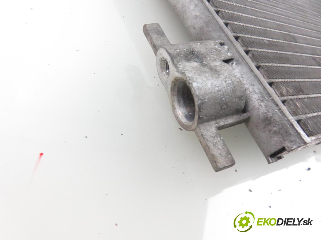 DACIA SANDERO II HB 2015 55,00 1.2 75 - D4F 732 1149,00 chladič klimatizácie 921006843R (Chladiče klimatizácie)