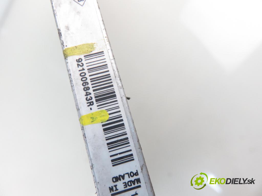 DACIA SANDERO II HB 2015 55,00 1.2 75 - D4F 732 1149,00 chladič klimatizácie 921006843R (Chladiče klimatizácie)