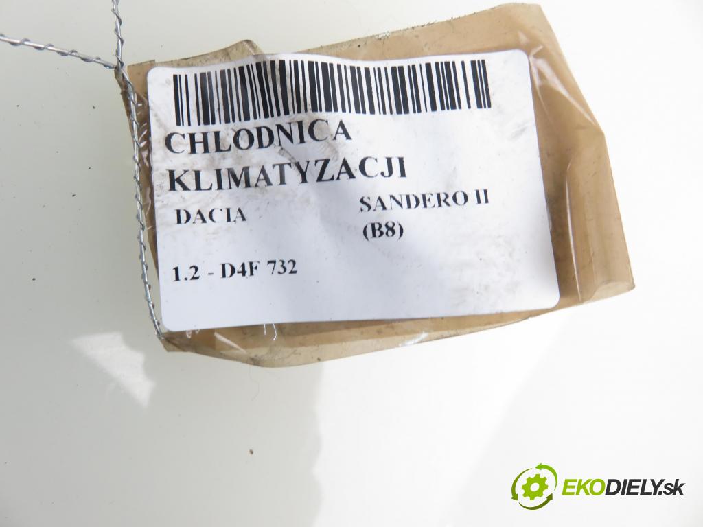 DACIA SANDERO II HB 2015 55,00 1.2 75 - D4F 732 1149,00 chladič klimatizácie 921006843R (Chladiče klimatizácie)