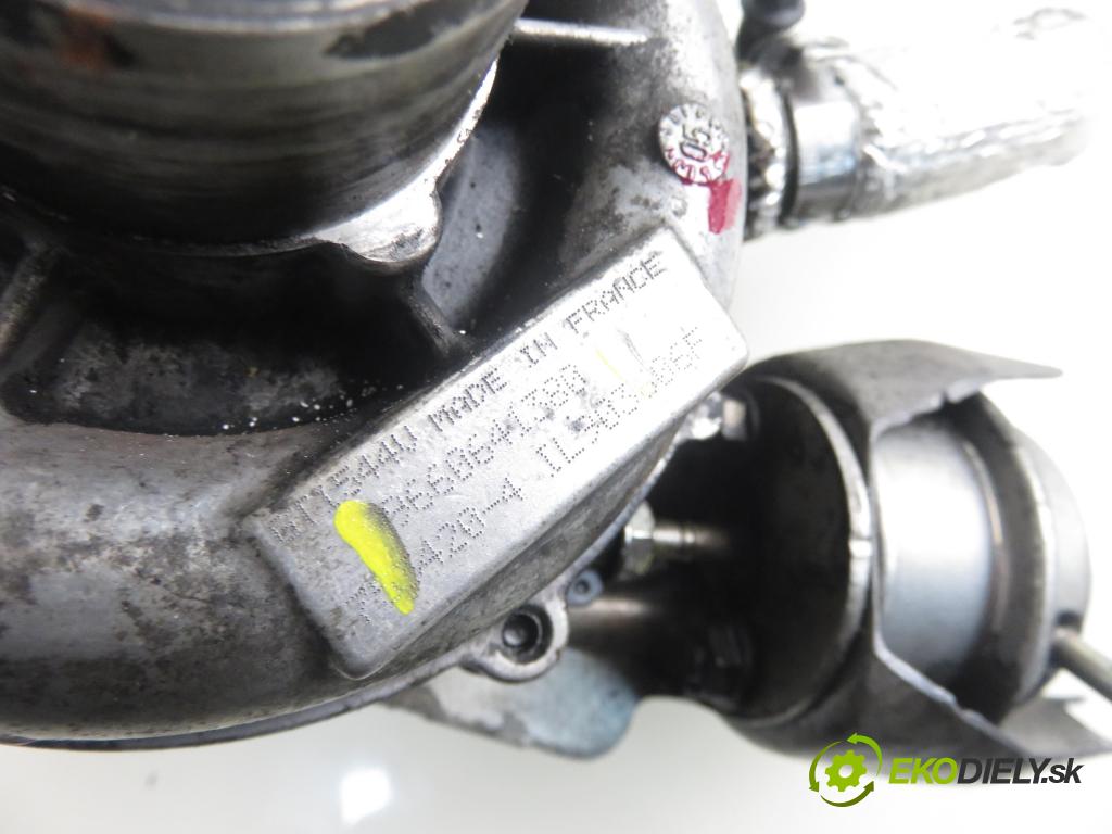 PEUGEOT 307 SW (3H) KOMBI 2006 80,00 1.6 HDI 110 - 9HZ (DV6TED4) 1560,00 RYCHLONABÍJEČKA: 9660641380 (Turbodúchadla (kompletní))