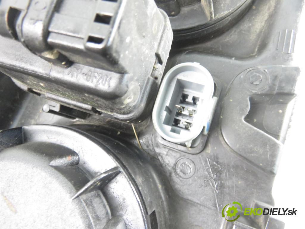 RENAULT SCENIC I (JA0/1_) MINIVAN 2000 47,00 1.9 D - F8Q 790 1870,00 světlo LP 7700432098 ; 7701047604