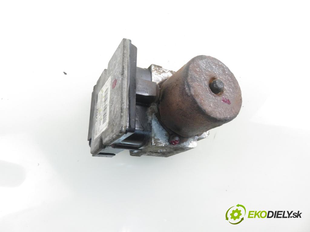 RENAULT TRAFIC II Skrzynia (FL) FURGON 2005 74,00 1.9 dCi 100 - F9Q 760 1870,00 Pumpa ABS 13509005M ; 13664105 ; 54084684B (Pumpy ABS)