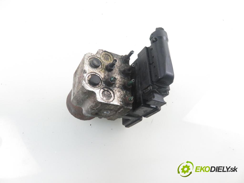 RENAULT TRAFIC II Skrzynia (FL) FURGON 2005 74,00 1.9 dCi 100 - F9Q 760 1870,00 Pumpa ABS 13509005M ; 13664105 ; 54084684B (Pumpy ABS)