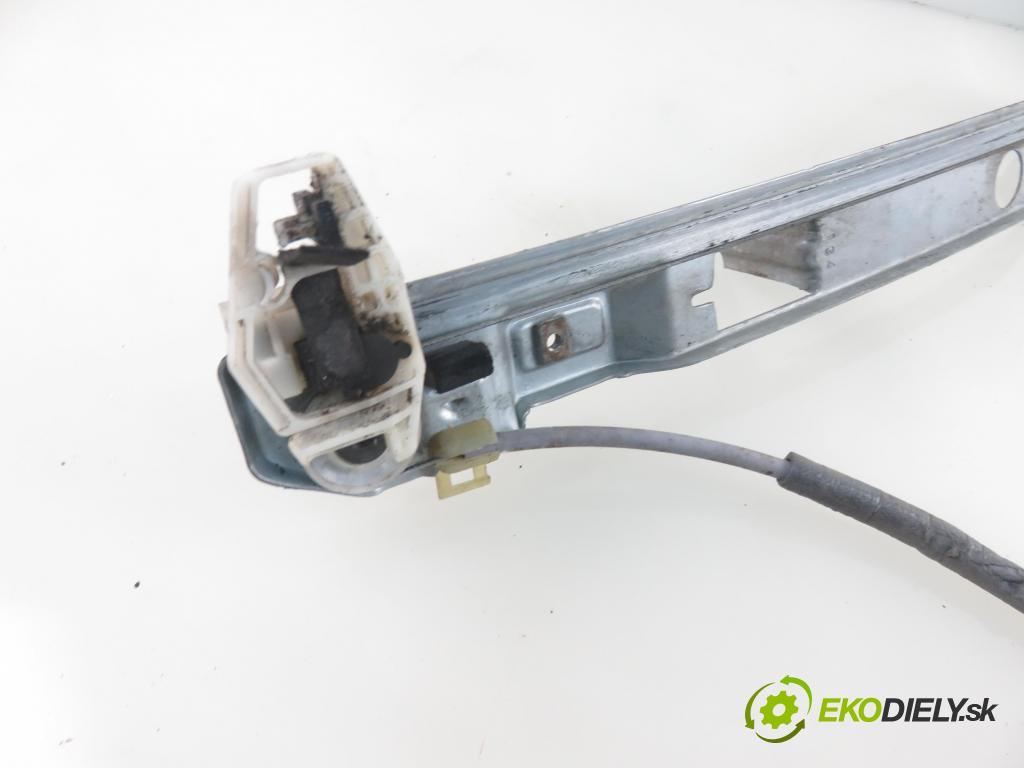 RENAULT MEGANE II (BM0/1_, CM0/1_) HB 2004 72,00 1.4 16V (BM0B, CM0B) - K4J 730 1390,00 mechanismus oken PPE